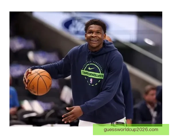 爱德华兹因膝伤缺阵活塞 生涯巅峰赛季遗憾无缘各大奖项